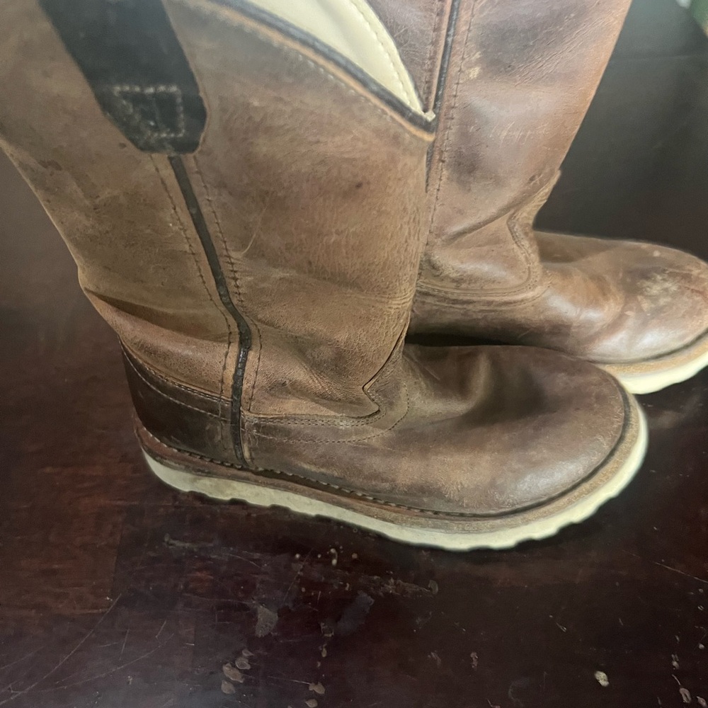 Old West Tan Leather Cowboy Boots